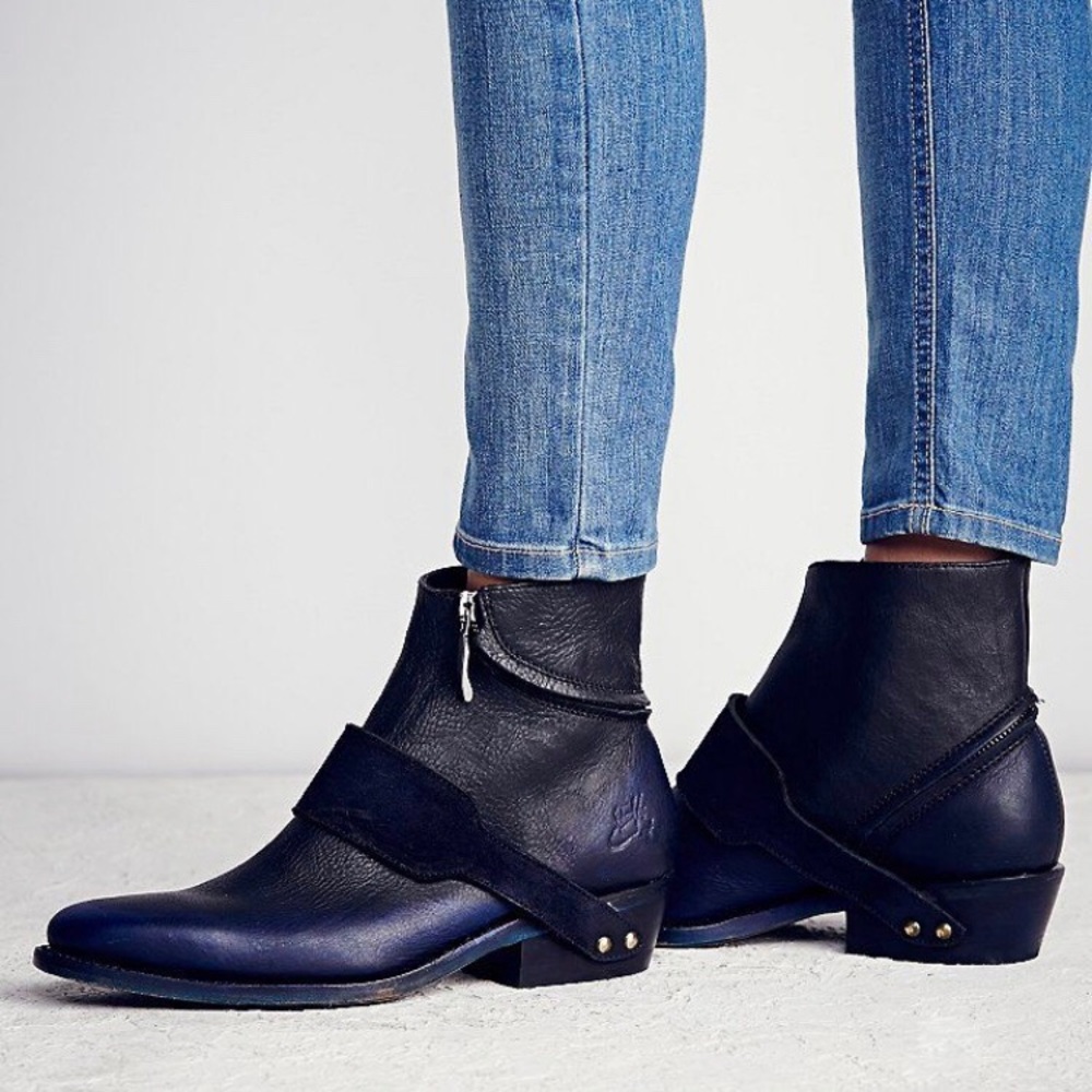 John Fluevog Pirate Zipper